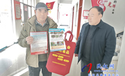 野崗鎮禁毒宣傳進農家，網格員“零距離”筑牢防毒墻