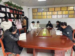 民權縣發改委開展“書香三八”讀書活動